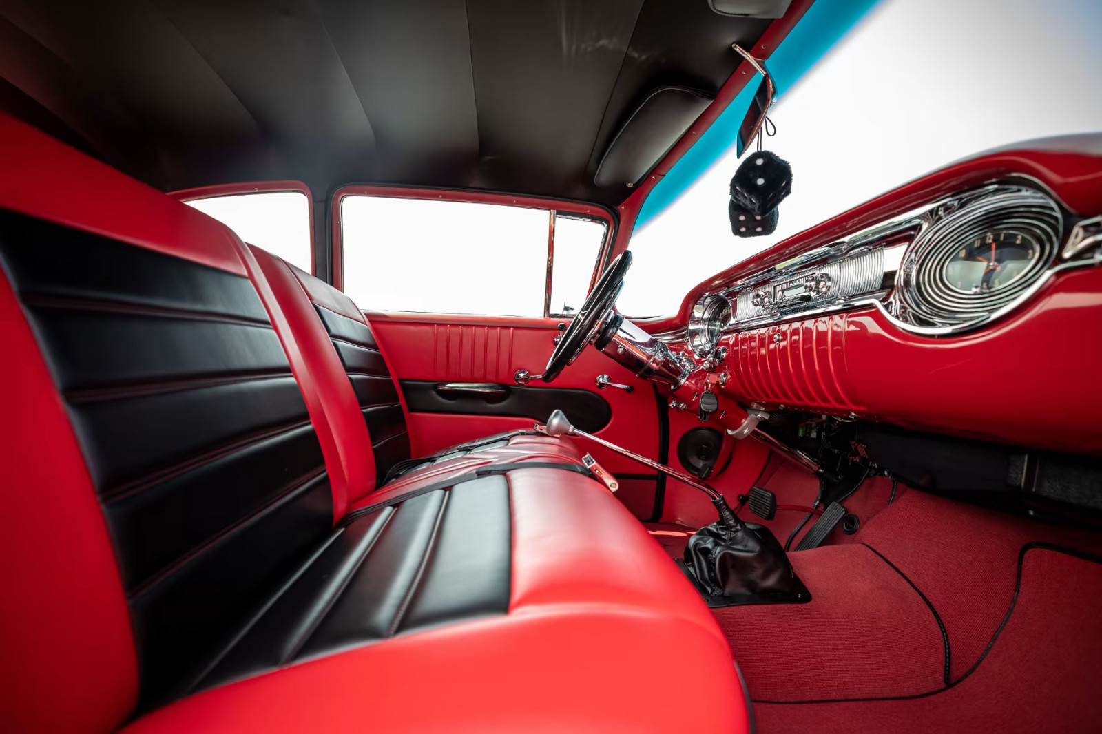 Oldsmobile-Two-Post-Rocket-88-Runabout-1956-Coupe-14