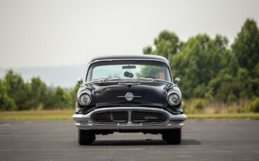Oldsmobile-Two-Post-Rocket-88-Runabout-1956-Coupe-2