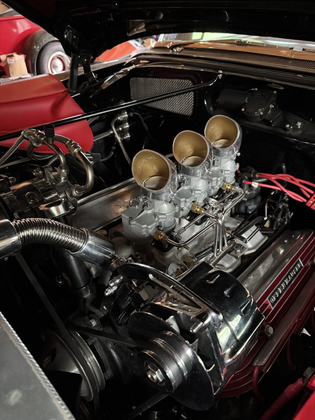 Oldsmobile-Two-Post-Rocket-88-Runabout-1956-Coupe-21