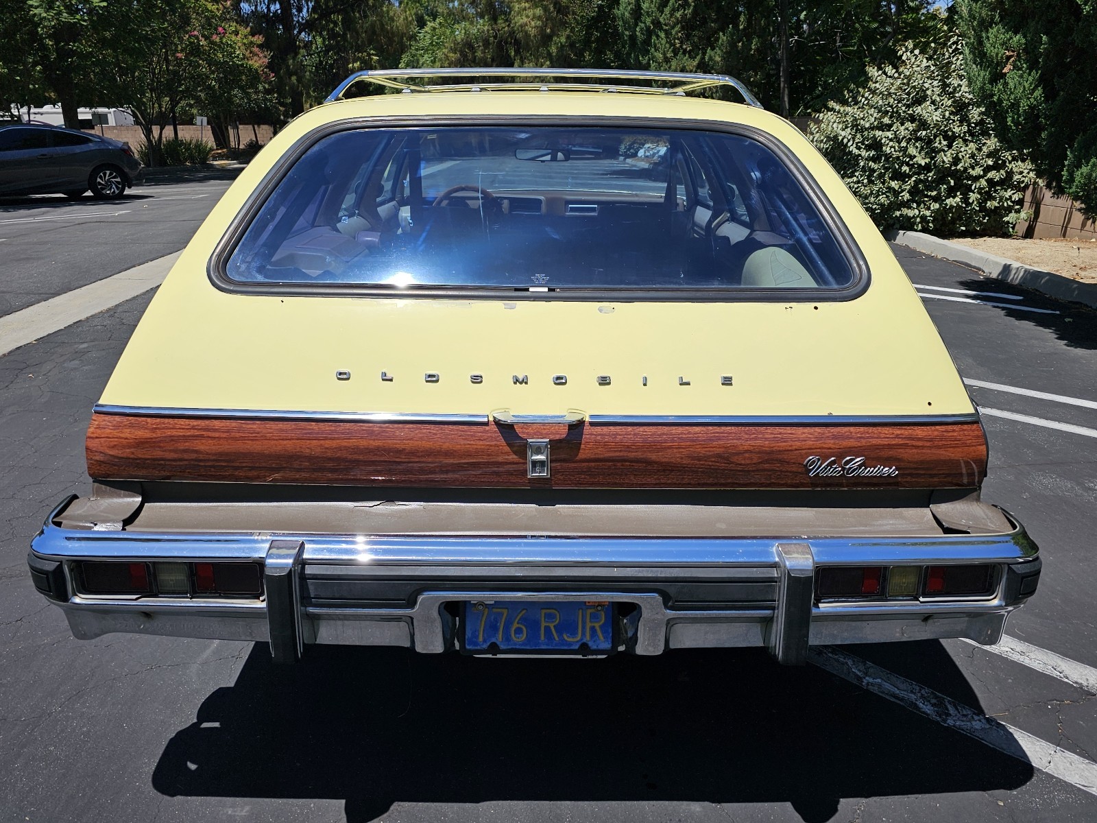 Oldsmobile-Vista-Cruiser-1977-15