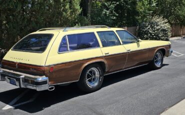 Oldsmobile-Vista-Cruiser-1977-19