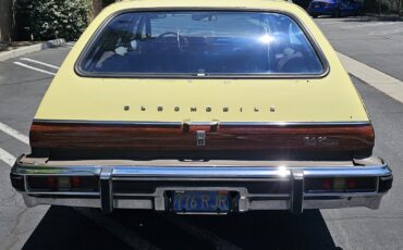 Oldsmobile-Vista-Cruiser-1977-20