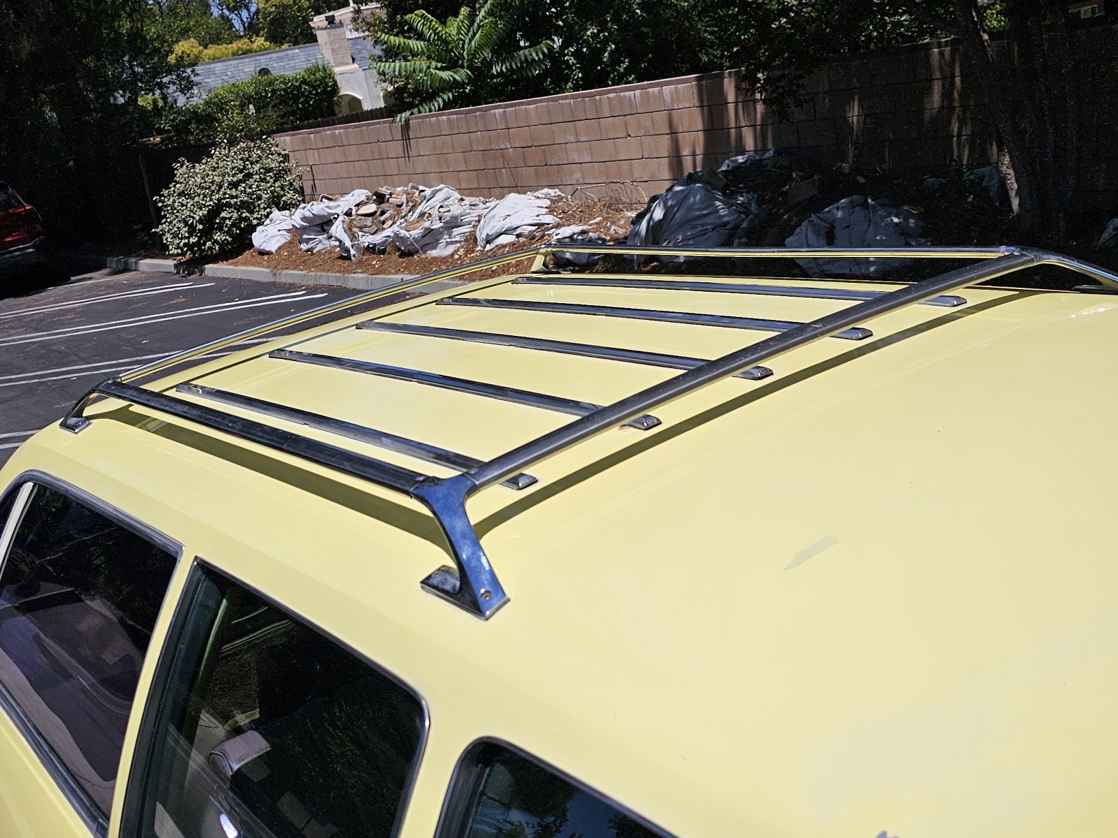 Oldsmobile-Vista-Cruiser-1977-26