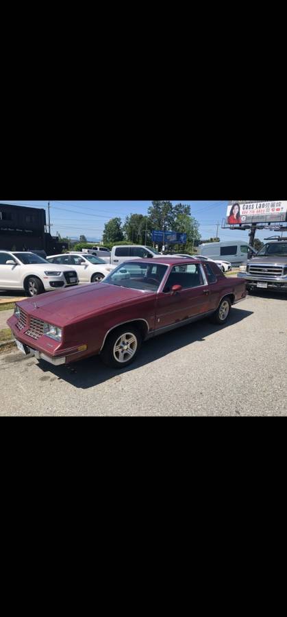 Oldsmobile-cutlass-supreme-1981-red-1