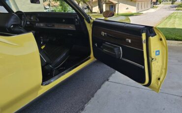Oldsmobile-cutlass-supreme-convertible-1972-yellow-14