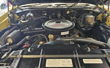 Oldsmobile-cutlass-supreme-convertible-1972-yellow-21