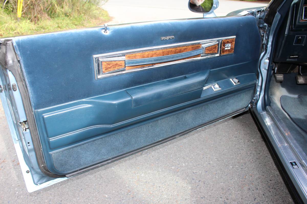 Oldsmobile-cutlass-supreme-supreme-brougham-1985-blue-12