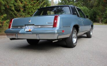 Oldsmobile-cutlass-supreme-supreme-brougham-1985-blue-20