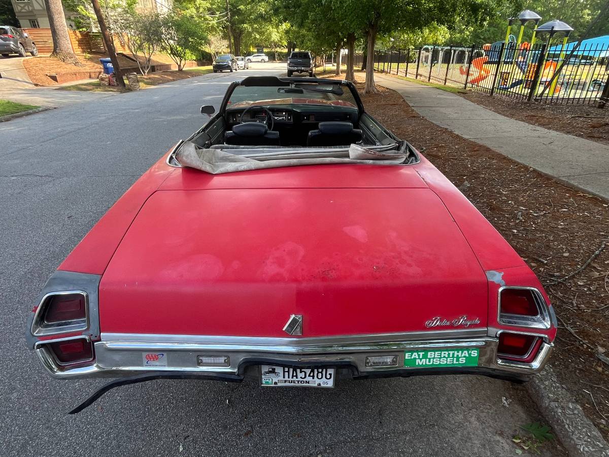 Oldsmobile-delta-88-1972-red-4