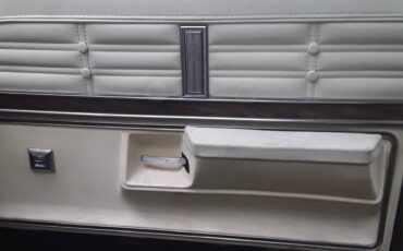 Oldsmobile-delta-88-royale-1976-blue-3