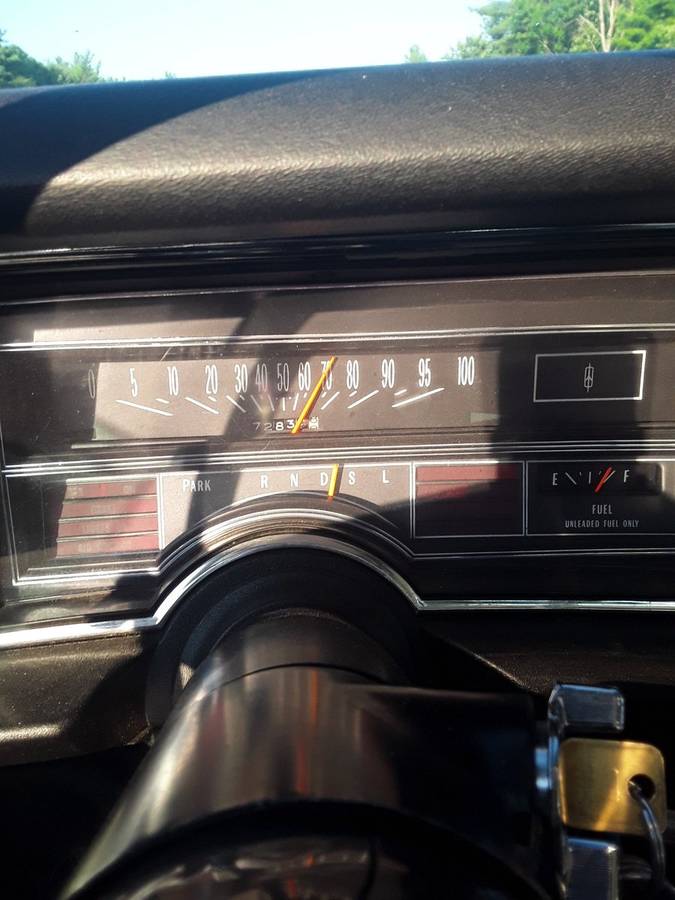 Oldsmobile-delta-88-royale-1976-blue-4