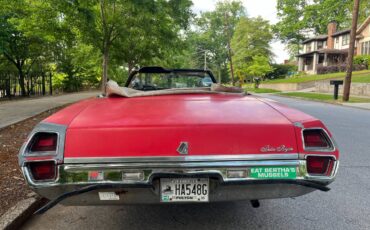 Oldsmobile-delta-88-royale-convertible-1972-red-4