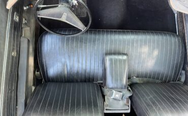 Oldsmobile-delta-88-royale-convertible-1972-red-7