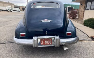 Oldsmobile-dynamic-76-1946-blue-3