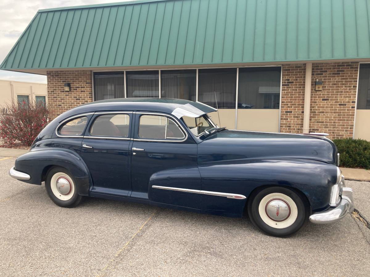 Oldsmobile-dynamic-76-1946-blue-5
