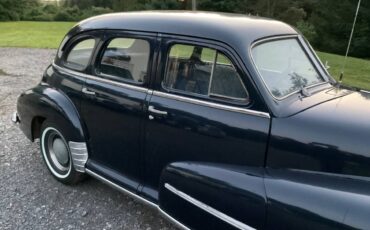 Oldsmobile-sedan-66-1948-blue-10