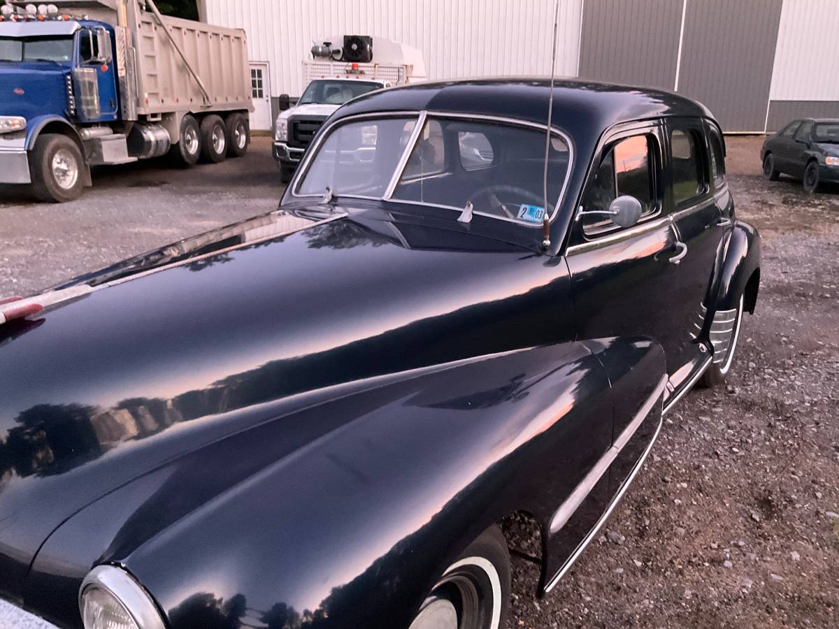 Oldsmobile-sedan-66-1948-blue-14