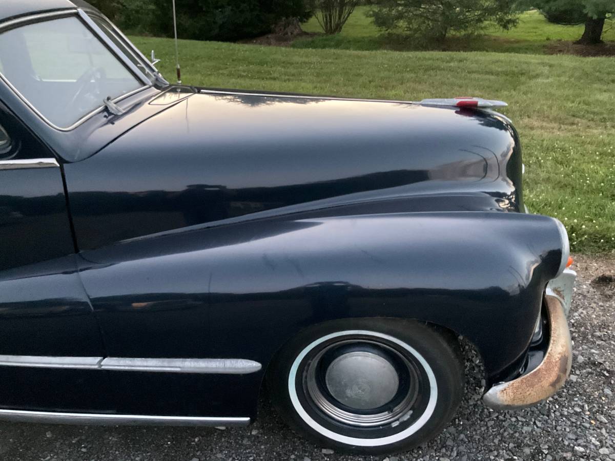 Oldsmobile-sedan-66-1948-blue-15