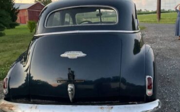 Oldsmobile-sedan-66-1948-blue-17