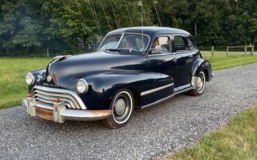 Oldsmobile-sedan-66-1948-blue-3