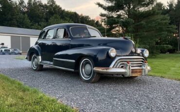 Oldsmobile-sedan-66-1948-blue-5