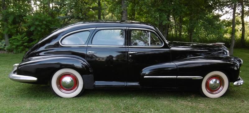 Oldsmobile-series-76-1946-black