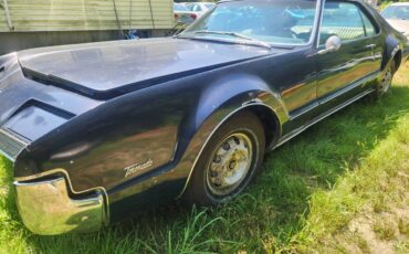 Oldsmobile-toronado-1966-blue-1