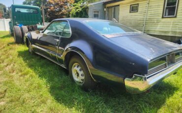 Oldsmobile-toronado-1966-blue-2