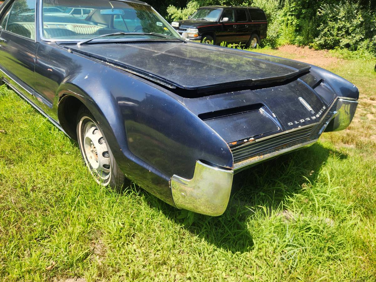 Oldsmobile-toronado-1966-blue-5