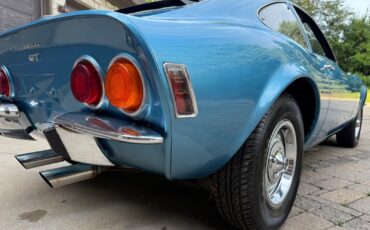 Opel-GT-1972-Coupe-10