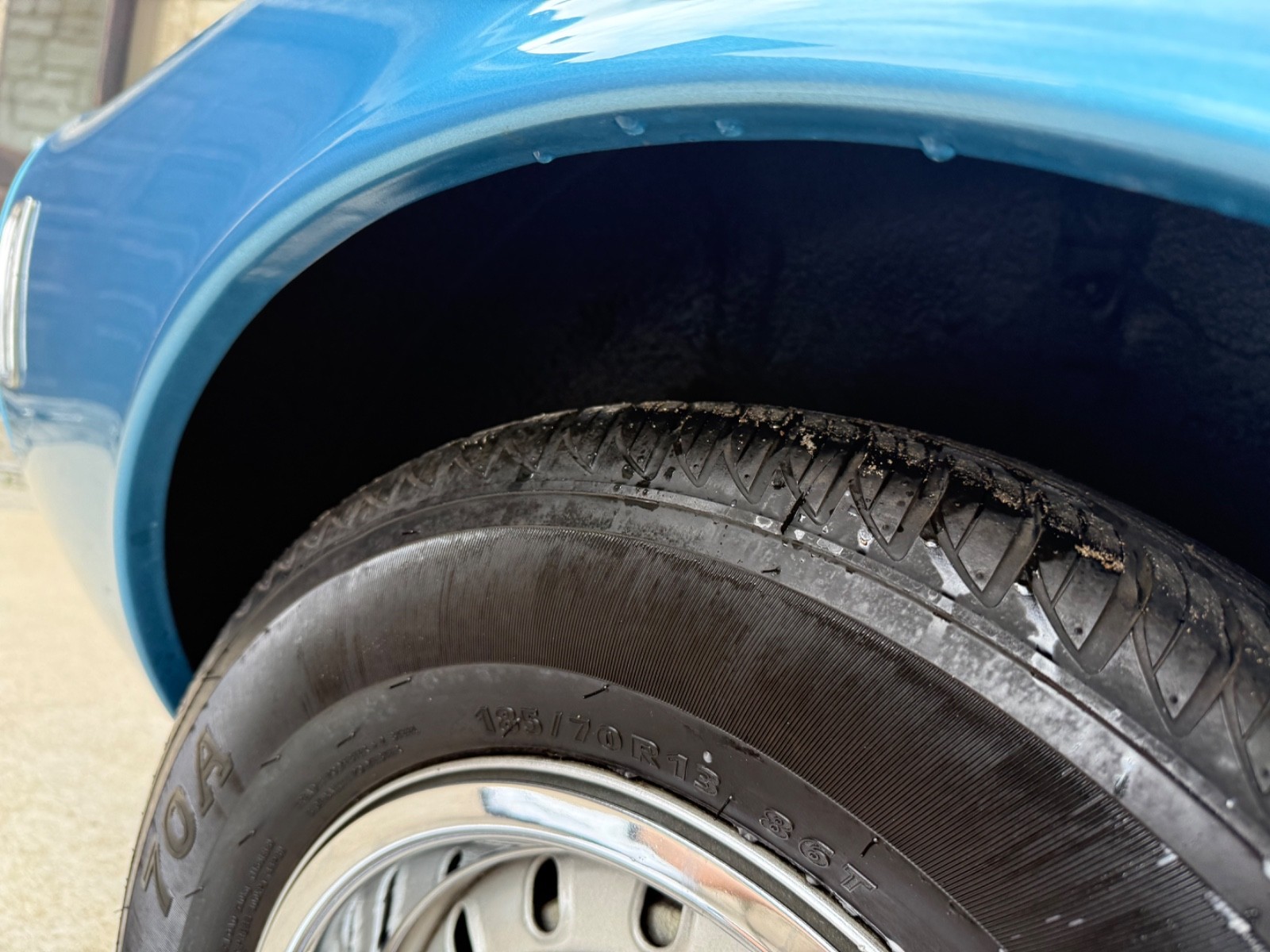 Opel-GT-1972-Coupe-16