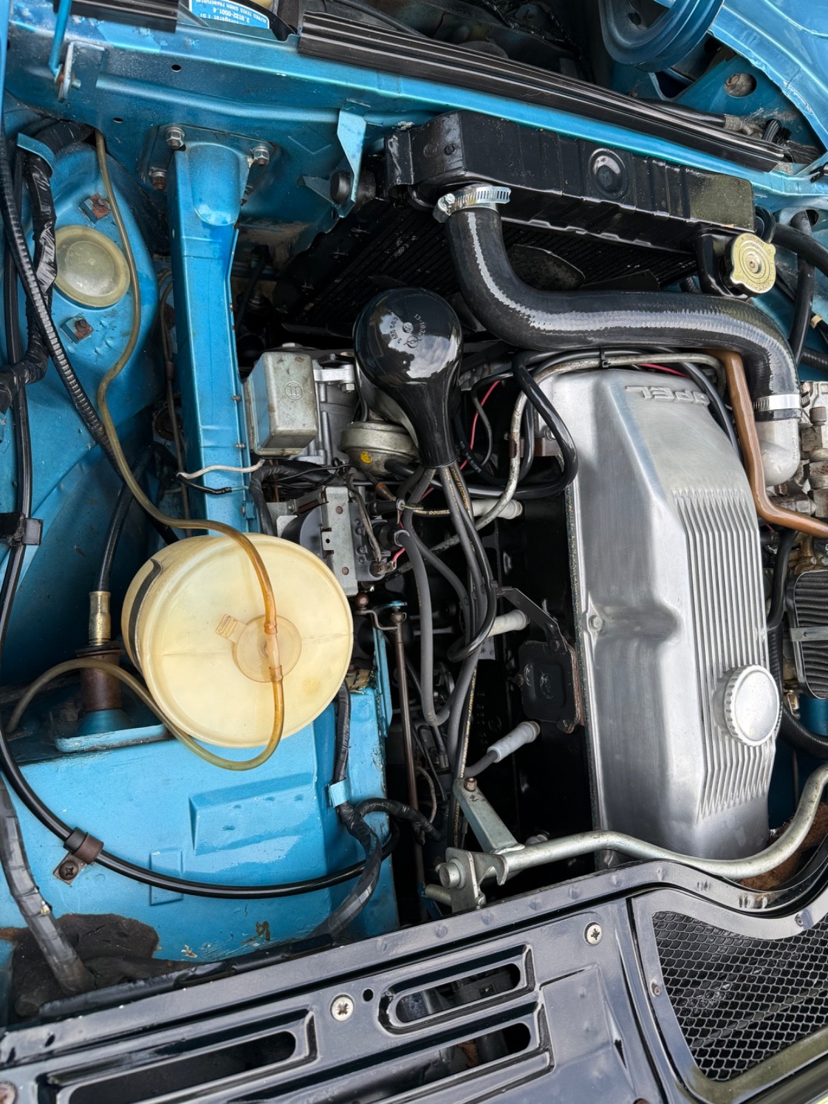 Opel-GT-1972-Coupe-18