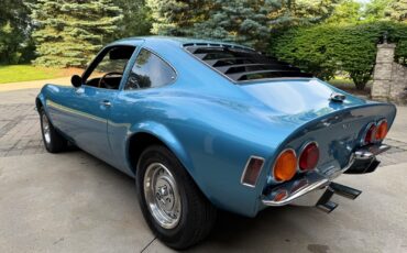 Opel-GT-1972-Coupe-7
