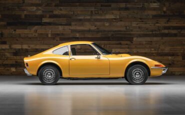 Opel-gt-1971-yellow-4