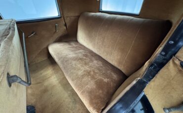 Overland-Other-1929-Black-Brown-42
