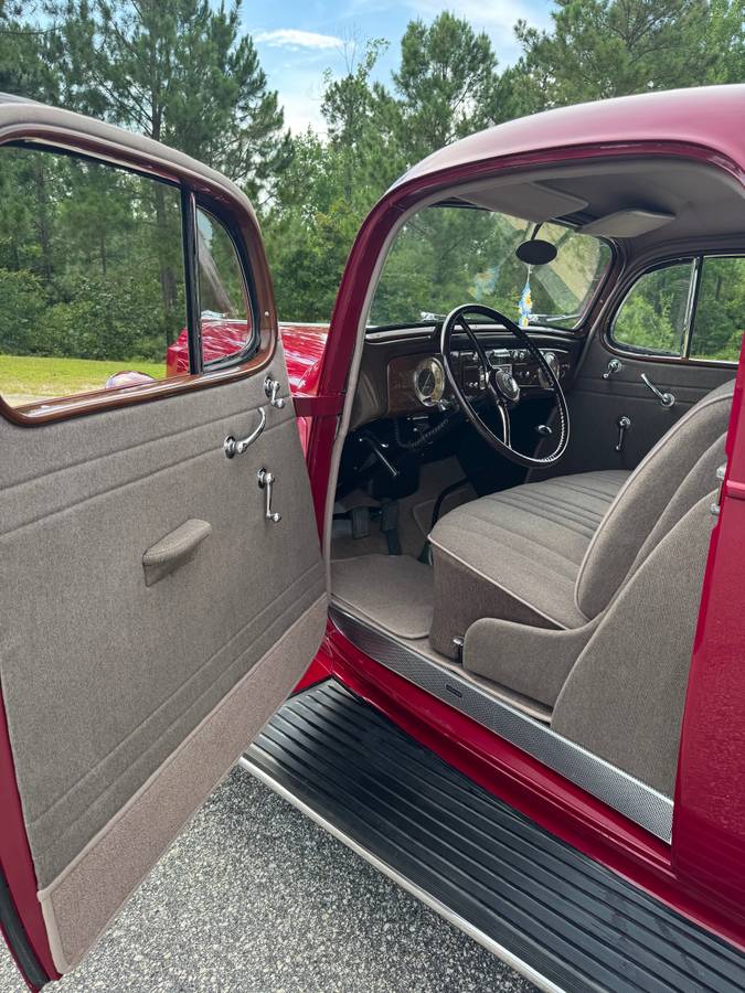 Packard-115c-1937-red-11