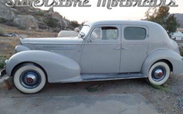 Packard-120-Club-Sedan-1939-Sedan-12