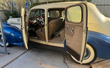 Packard-120-Club-Sedan-1939-Sedan-4