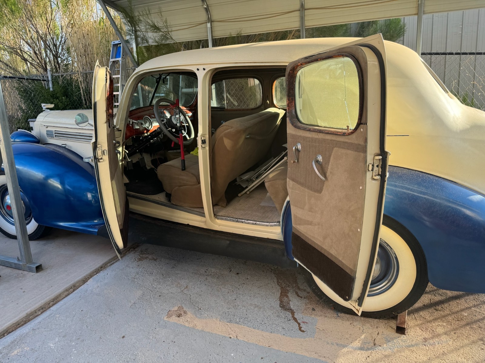 Packard-120-Club-Sedan-1939-Sedan-4