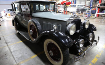Packard-1929-Sedan-21