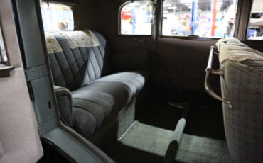 Packard-1929-Sedan-26