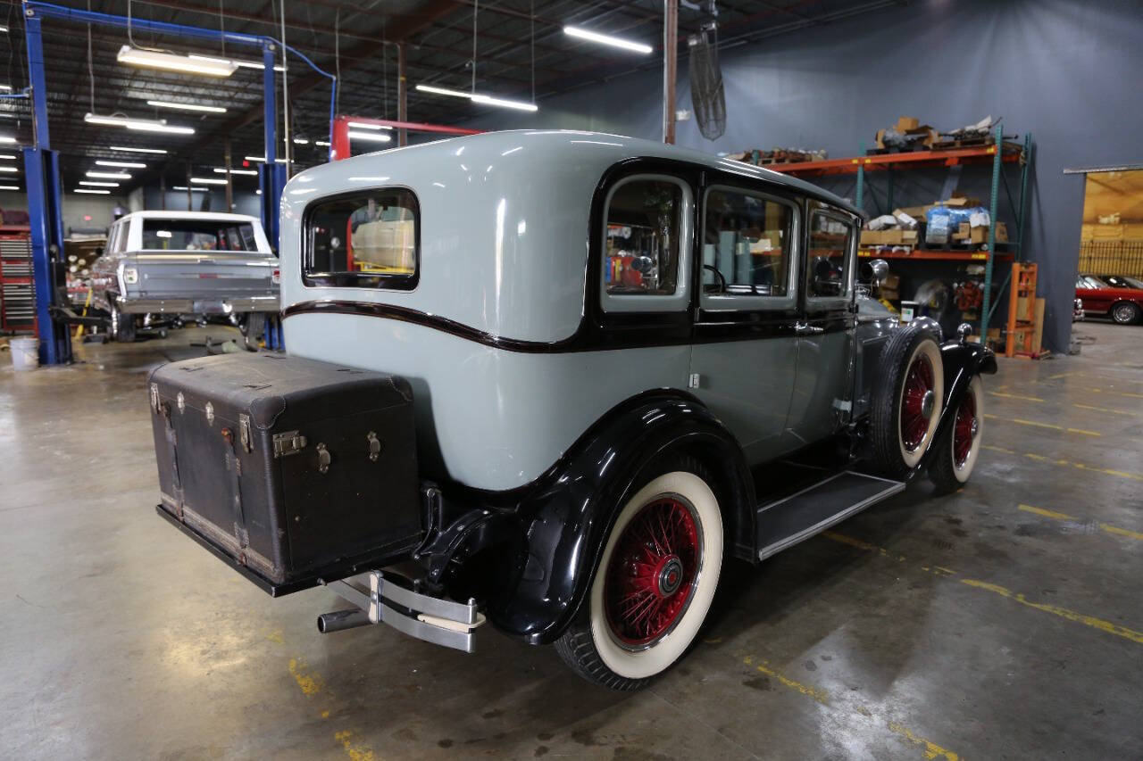 Packard-1929-Sedan-30