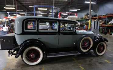 Packard-1929-Sedan-31