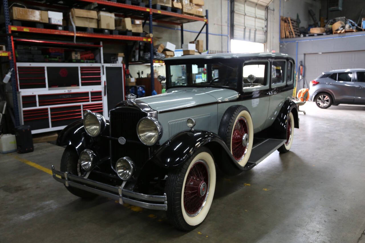 Packard-1929-Sedan-35