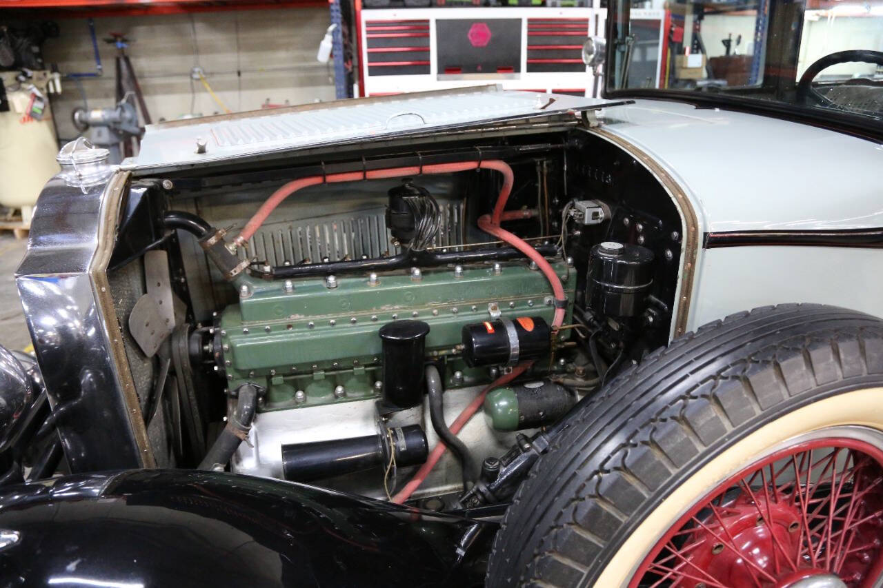 Packard-1929-Sedan-39