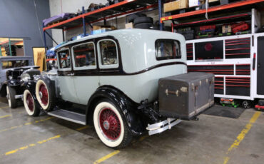 Packard-1929-Sedan-4