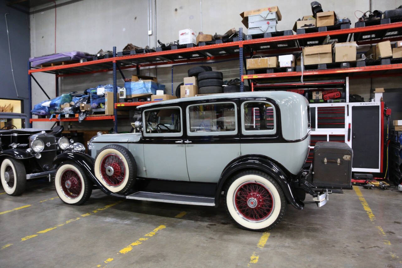 Packard-1929-Sedan-5