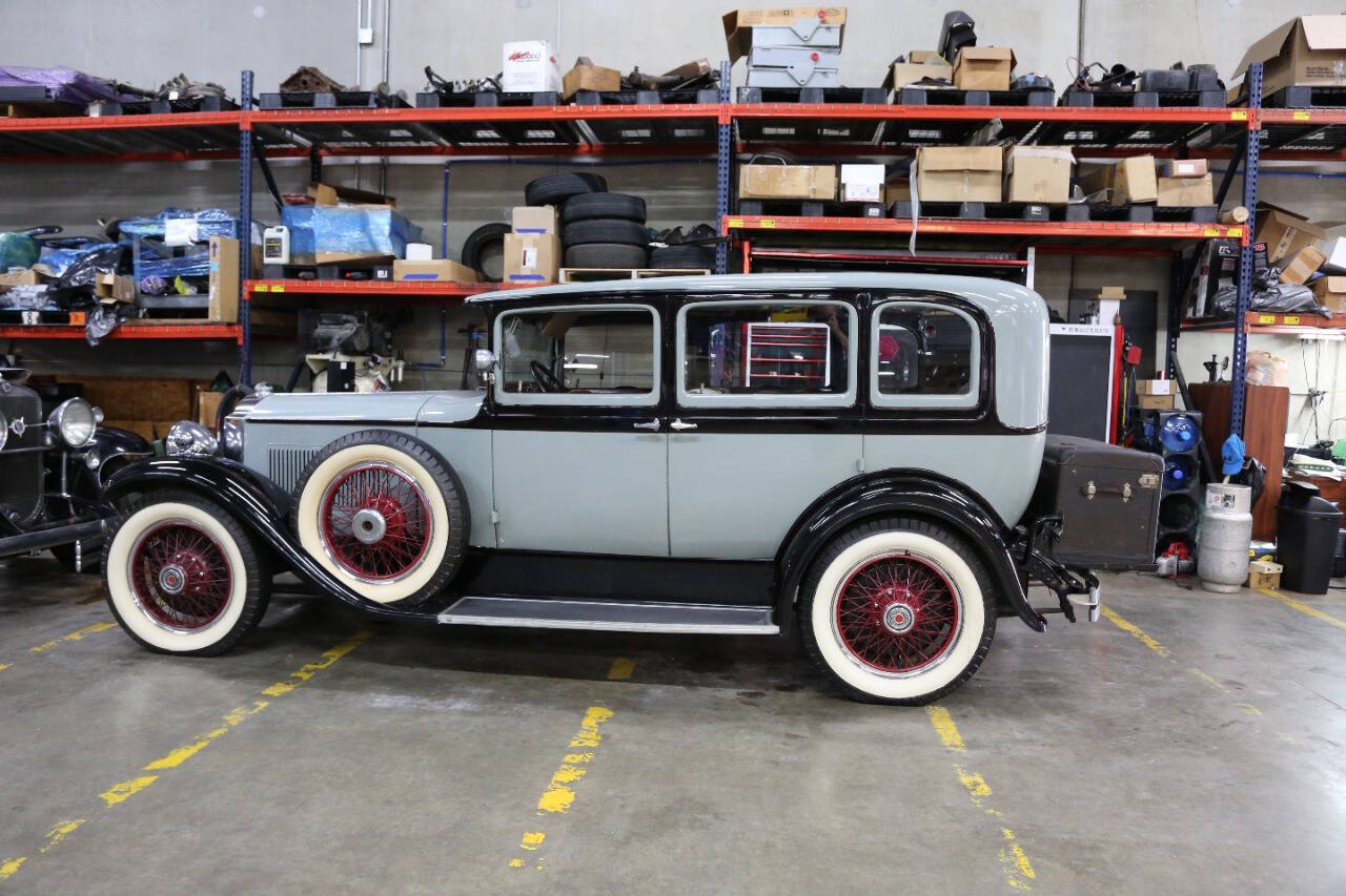 Packard-1929-Sedan-6