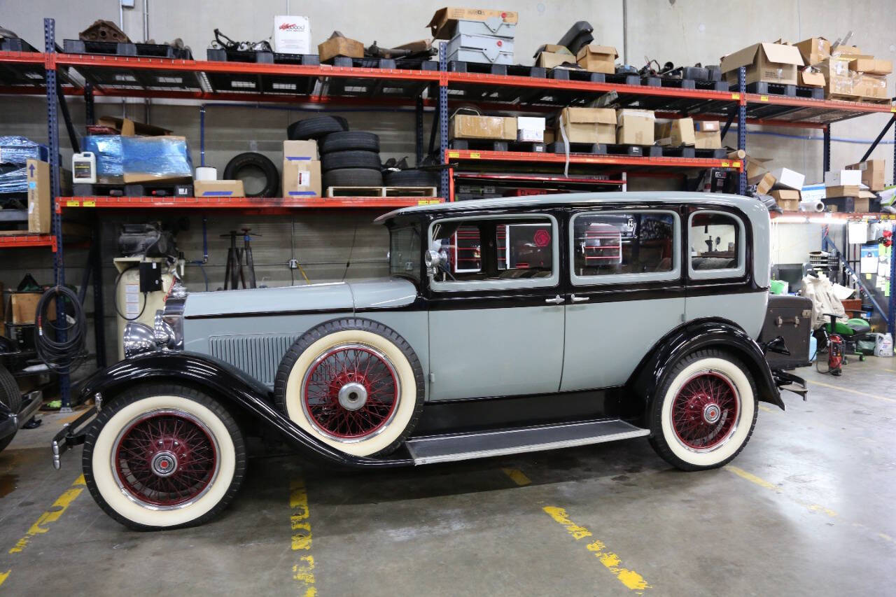 Packard-1929-Sedan-7
