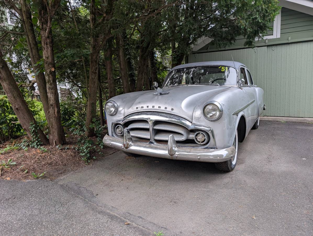 Packard-1951-silver